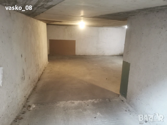 Паркомясто под наем, снимка 5 - Гаражи и паркоместа - 54076928