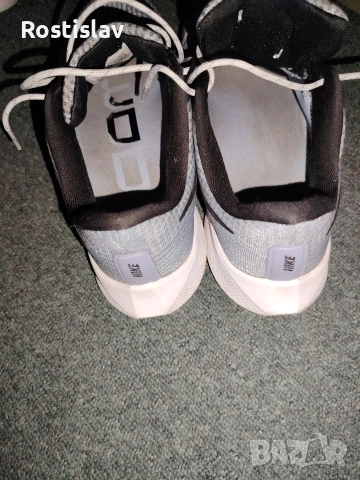 Nike оригинални маратонки за бягане в перфектно състояние. , снимка 4 - Маратонки - 55141508