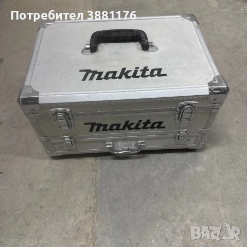 ПЕРФОРАТОР С SDS PLUS MAKITA 
