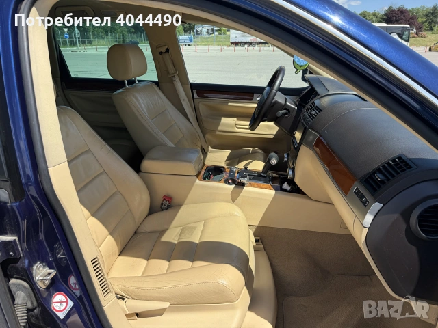 VW Touareg в отлично състояние, снимка 12 - Автомобили и джипове - 46877105
