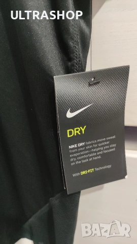 Нова дамска Nike M size Спортна фланелка, снимка 2 - Тениски - 55131313