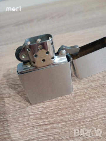 zippo Sarasota yacht club , снимка 13 - Колекции - 54729679