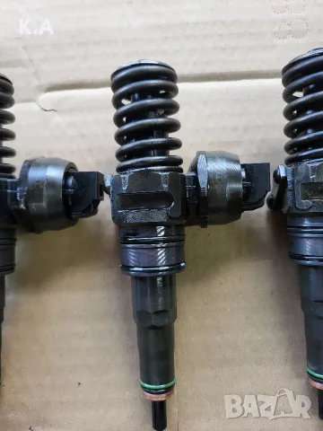Дюзи VW PASSAT 6 2.0 TDI 140, снимка 3 - Части - 55656584