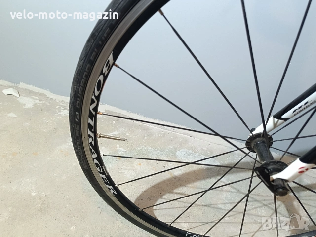 Продавам шосеен карбонов велосипед Trek Madone 4.7 (Размер 56 cm), снимка 7 - Велосипеди - 54672039