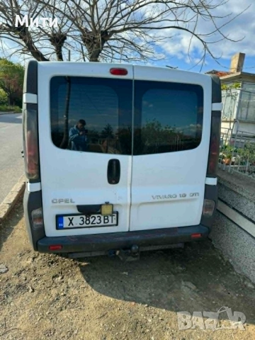 Опел Виваро/Opel Vivaro 1.9 DTI 101 кс, снимка 4 - Бусове и автобуси - 54044470