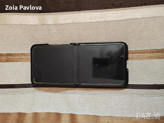телефон motorola razz40 ultra , снимка 3 - Други - 54274904