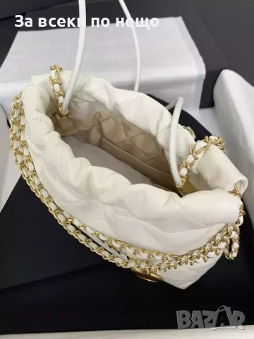 CHNL / Mini / White / Mini Дамска Мини Бяла Чанта Естествена Кожа Шанел 20x19x6см Код ch57, снимка 2 - Чанти - 55421143