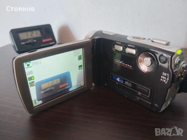 Видео камера Sony Slim 16.0 MEGAPIXELS Japan, снимка 2 - Камери - 42903086