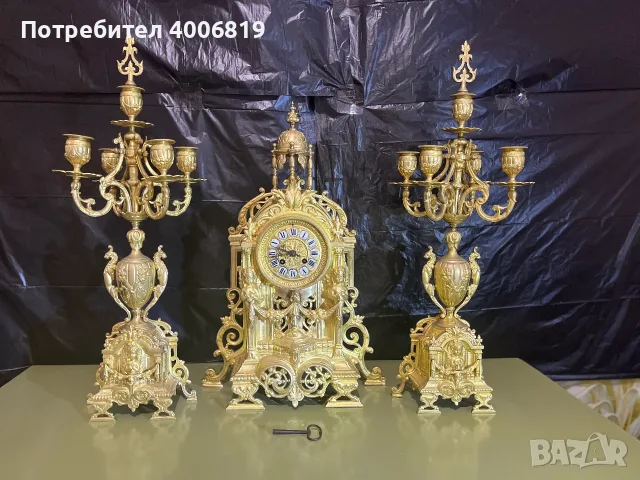 Автентичен френски каминен часовник  Louis XVI – позлатен бронз (Ormolu), ХIХ век 