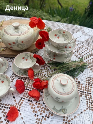 Пленяващ сервиз за чай с малинки, снимка 2 - Сервизи - 54803909