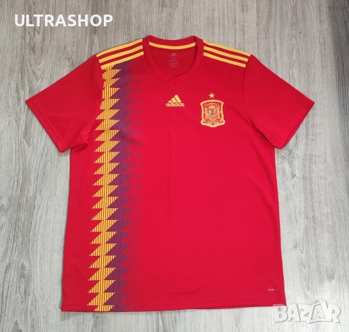 Adidas Spain XL Фланелка на Испания XL в отлично състояние