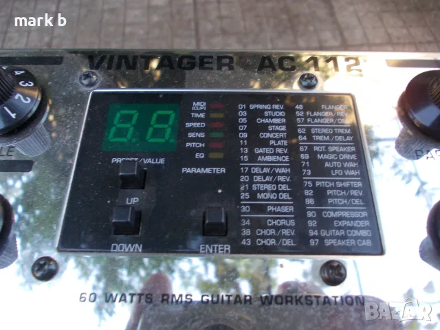 Хибридно китарно кубе BEHRINGER AC112, снимка 12 - Китари - 55686717