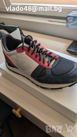 Продавам мъжки оригинални обувки Emporio Armani 