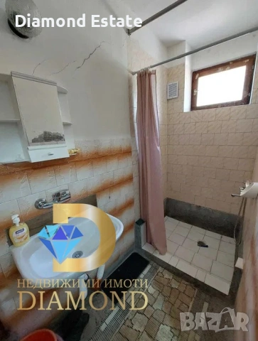 Двуетажна къща с гараж в град Меричлери, снимка 9 - Къщи - 55118876