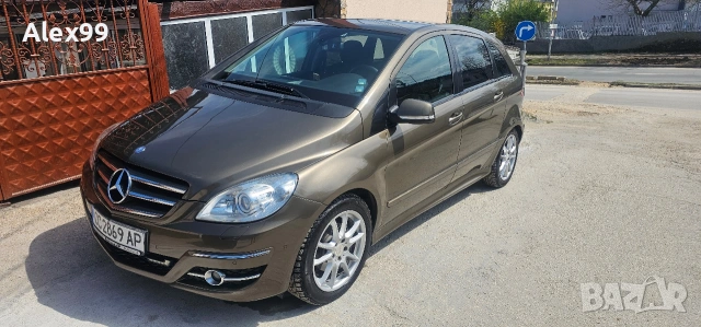 мерцедес В 180 , снимка 2 - Автомобили и джипове - 54172910