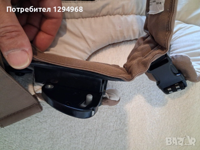 Оригинално бебешко кенгуру Jeep Baby Traveler (Kolcraft), снимка 7 - Кенгура и ранички - 54987798