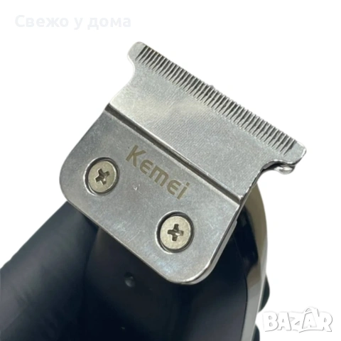 Професионална машинка Kemei KM-1571 - За коса и брада с LCD дисплей, USB Type-C, 7000 RPM и до 270 м, снимка 5 - Машинки за подстригване - 55195800