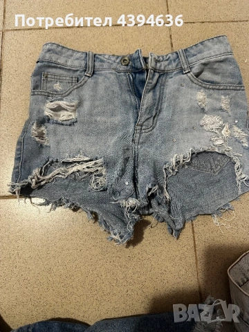 Дънкова пола и къси гащи , снимка 3 - Къси панталони и бермуди - 54341449
