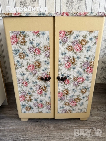 Гардероб за кукли дървен гардероб с дрехи и аксесоари за кукли 