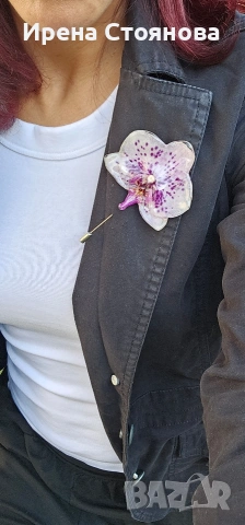 Ръчно изработени бижута с истински цветя. Брошка игла с естествен цвят на орхидея 