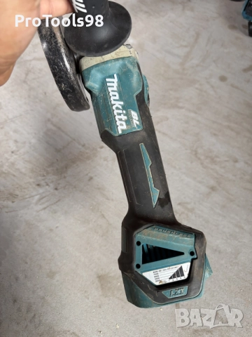 Makita DGA511 безчетков ъглошлайф, снимка 2 - Ъглошлайфи - 55469966