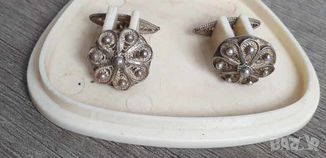 Стари сребърни филигранни бутонели, ръкавели, снимка 8 - Антикварни и старинни предмети - 54189117