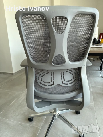 |НОВ| Ергономичен Oфис Стол Сив/Черен - 130€, снимка 2 - Столове за офис - 55116768