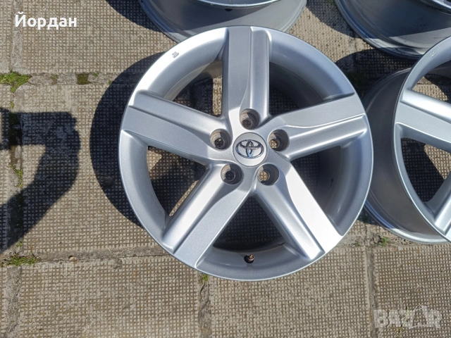 ОРИГИНАЛНИ джанти 17 ' цола 5x114,3 Toyota Auris / Тойота Аурис 7J ET50, снимка 6 - Гуми и джанти - 54793436