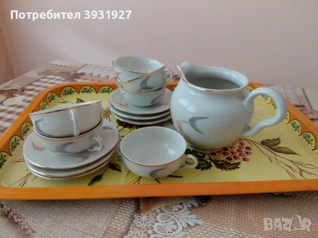 Сервиз за чай,за кафе и порцеланови чашки