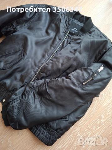 Късо яке, снимка 2 - Якета - 54022655