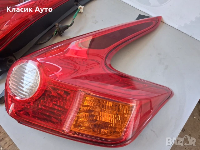 Стоп Nissan Juke, снимка 3 - Части - 55034337