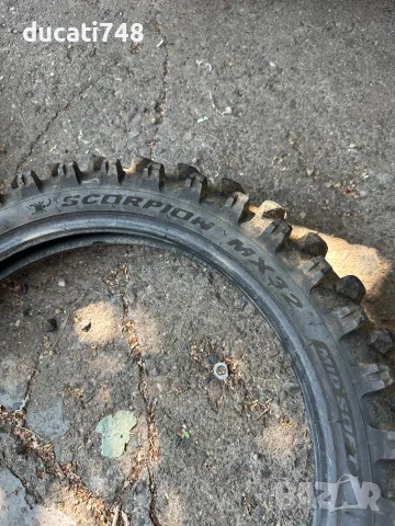 Задна мотокрос гума Pirelli - 110/90/19 - DOT 4424, снимка 4 - Гуми и джанти - 55532760