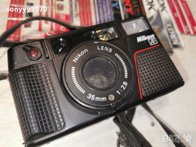 NIKON JAPAN 3105262015L4, снимка 11 - Фотоапарати - 54730226