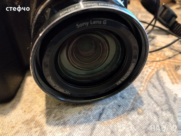 Предлага готина японска фотокамера Soni HX 1, снимка 6 - Фотоапарати - 54126666