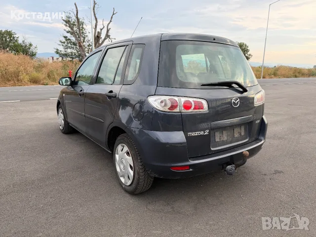 Mazda 2 1.3 Клима 75к.с., снимка 3 - Автомобили и джипове - 55327733