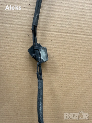Дюза за измиване на предно стекло BMW F30, оригинална, снимка 3 - Части - 54993548