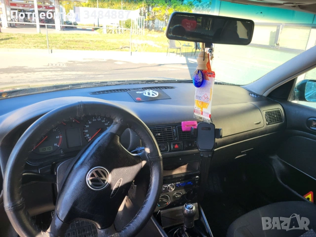 Vw golf 4 1.4 16v , снимка 11 - Автомобили и джипове - 54442768