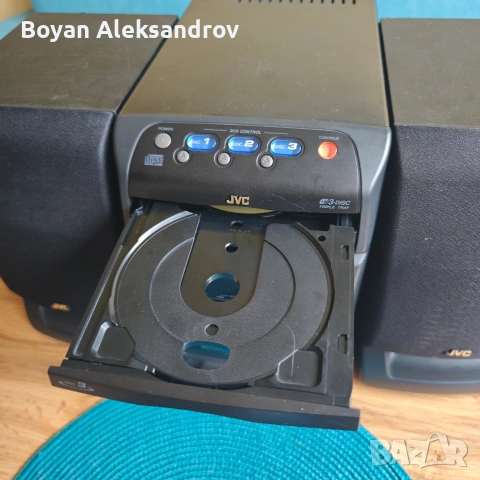 JVC UX-C30 (1997) - 3 диска + реверсивна касета , снимка 8 - Аудиосистеми - 54576060