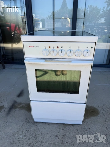 Печка с керамичен плот и вентилатор Bosch 50 см , снимка 3 - Печки, фурни - 54846411