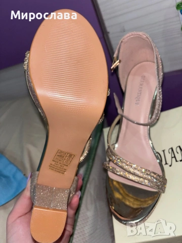 Обувки на висок ток, снимка 3 - Дамски обувки на ток - 53953831