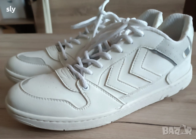 Мъжки маратонки Hummel номер 45,5