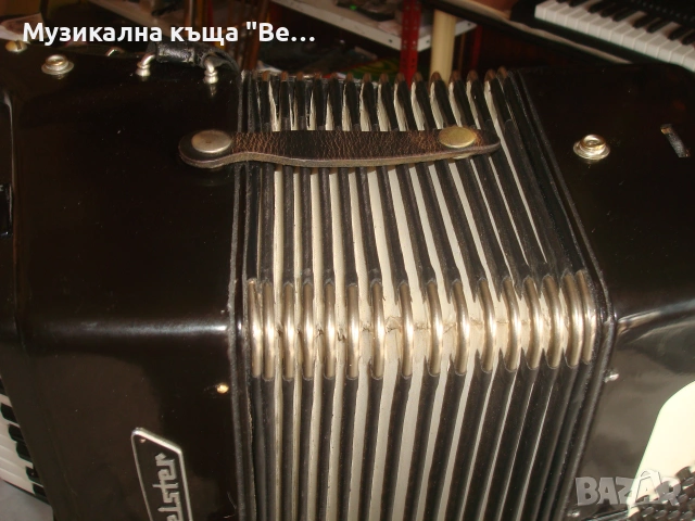Акордеон Велтмайстер Стела 60 баса, снимка 7 - Акордеони - 55267284