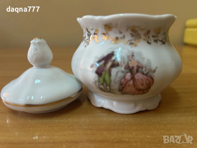 Винтидж порцеланова захарница Mitterteich Bavaria - романтичен мотив и златен кант, снимка 10 - Сервизи - 54983554