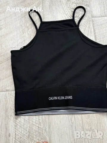 Топ и пола на Calvin Klein , снимка 2 - Тениски - 55291847