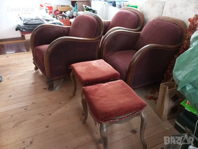Стари ретро фотьойли и табуретки 