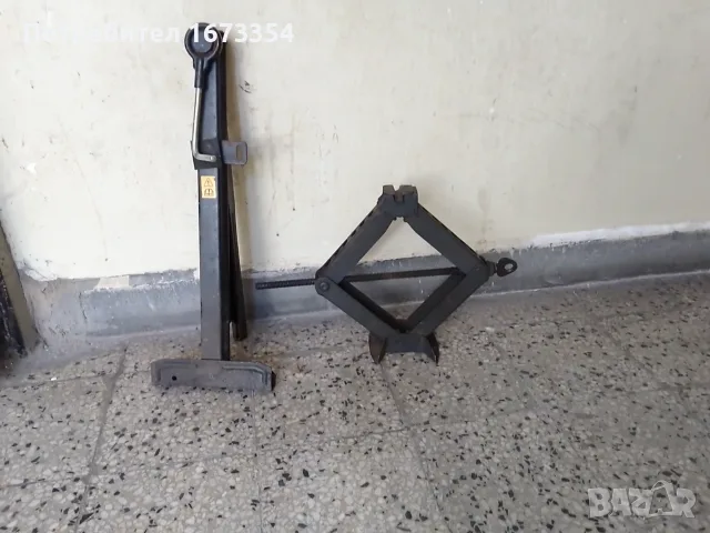 Ретро авто части, снимка 2 - Други ценни предмети - 55682961