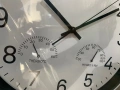 Стенен часовник с температура и влага 34 см., снимка 1