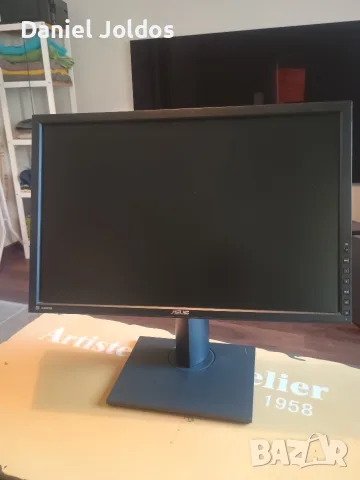 Продавам професионален монитор ASUS PB248Q (24.1" IPS, 16:10) – Отлично състояние! 