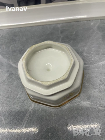 Ръчно рисувана керамична кутия за бижута, снимка 3 - Антикварни и старинни предмети - 53956855