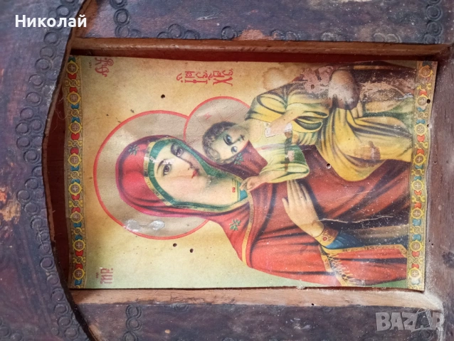 Домашен иконостас , икона със свещник , кандило, снимка 3 - Антикварни и старинни предмети - 54343878